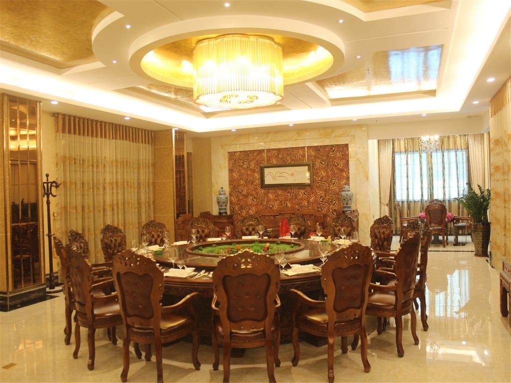Чанша: Vienna Hotel Changsha Jingwanzi Middle Mulian Road