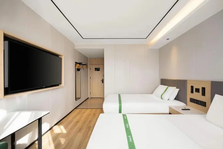 Шэньян: GreenTree Inn LiaoNing ShengYang TieXi HuaXiang Road Express Hotel