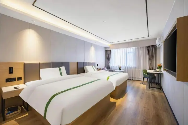 Шэньян: GreenTree Inn LiaoNing ShengYang TieXi HuaXiang Road Express Hotel