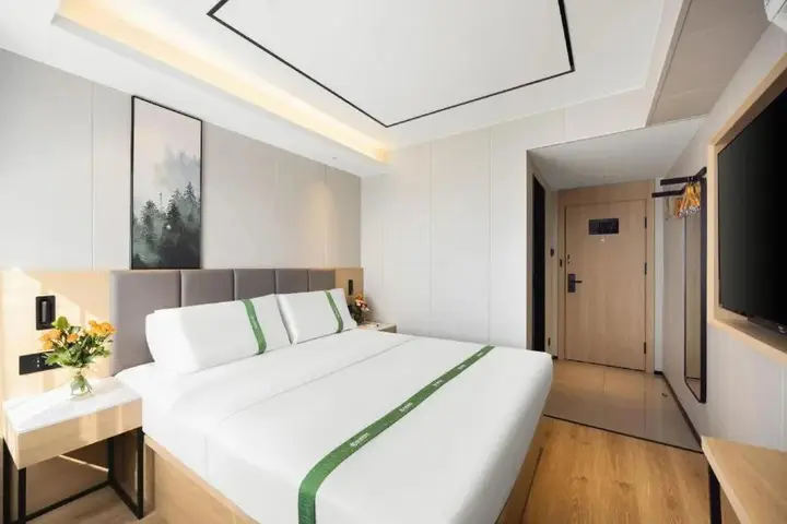 Шэньян: GreenTree Inn LiaoNing ShengYang TieXi HuaXiang Road Express Hotel
