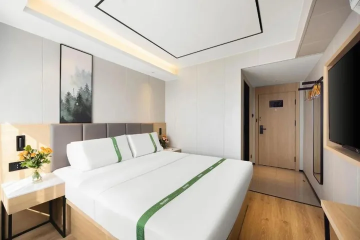 Шэньян: GreenTree Inn LiaoNing ShengYang TieXi HuaXiang Road Express Hotel