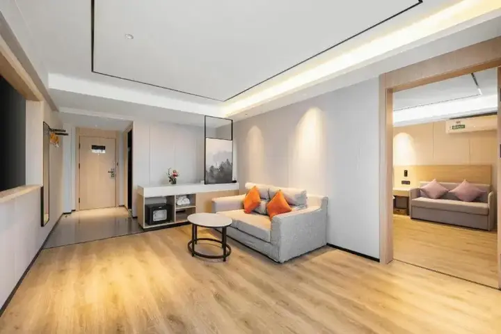 Шэньян: GreenTree Inn LiaoNing ShengYang TieXi HuaXiang Road Express Hotel