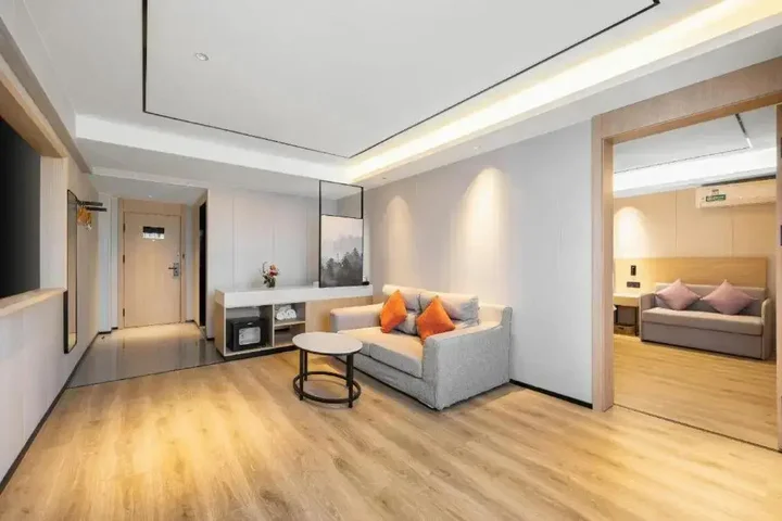 Шэньян: GreenTree Inn LiaoNing ShengYang TieXi HuaXiang Road Express Hotel