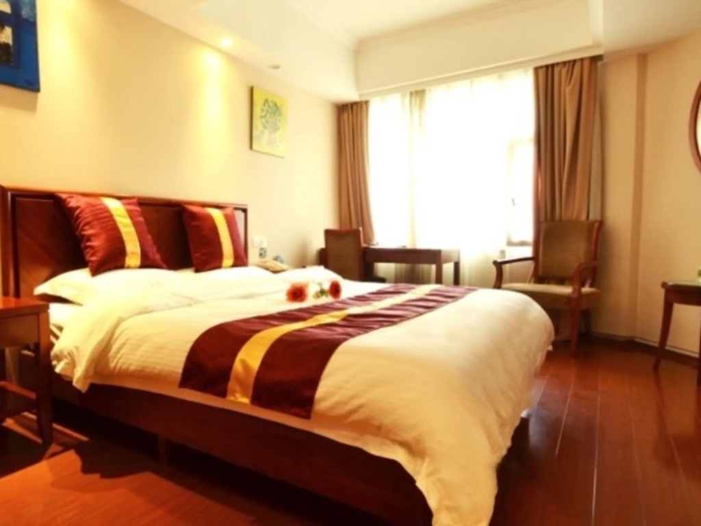 Чжэньцзян: GreenTree Inn JiangSu Zhenjiang Center Street No 1 People's Hospital Express Hotel