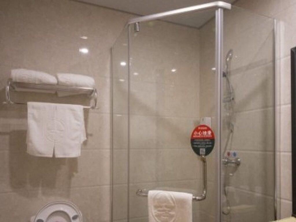 Цзаочжуан: GreenTree Inn ShanDong Zaozhuang Tengzhou Xueyuan East Road Guiheyuan Business Hotel