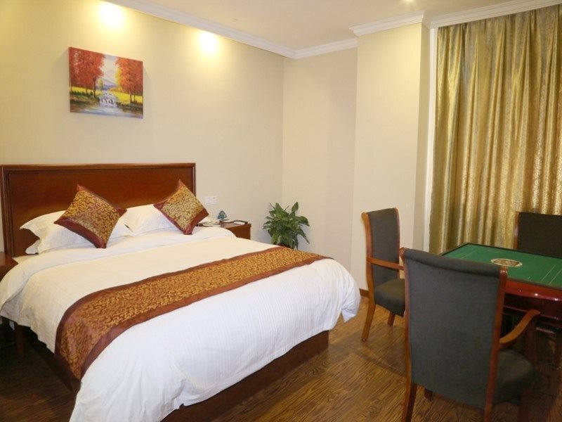 Уси: GreenTree Inn Wuxi Yixing Wanshi Wanshan Road Express Hotel
