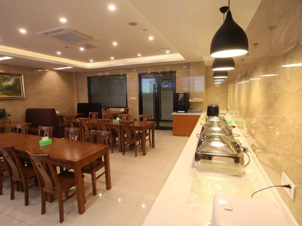 Vatica ZaoZhuang TengZhou Railway Station Hotel — фото 3
