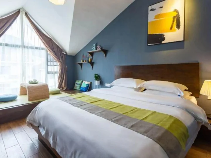 Чжанцзяцзе: Comma Travel International Youth Hotel
