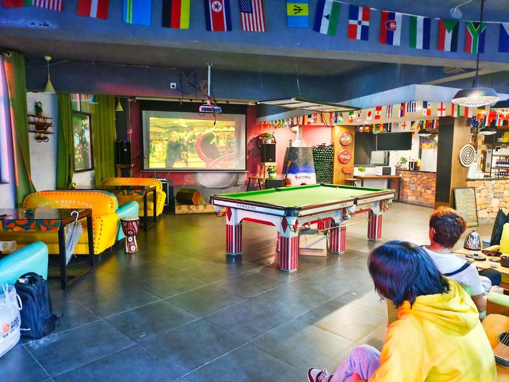 Чжанцзяцзе: Comma Travel International Youth Hotel