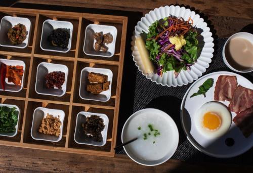 Дали: Yakamoz Resort Shuanglang Hai Street Branch