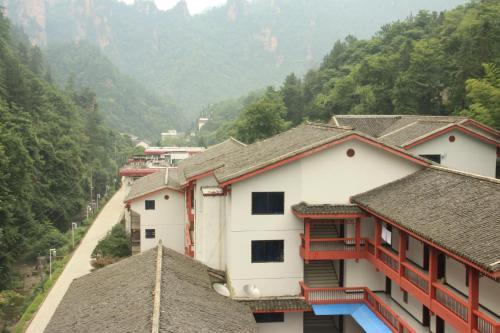 Чжанцзяцзе: Qin Yuan Hotel