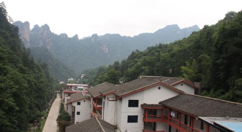 Чжанцзяцзе: Qin Yuan Hotel