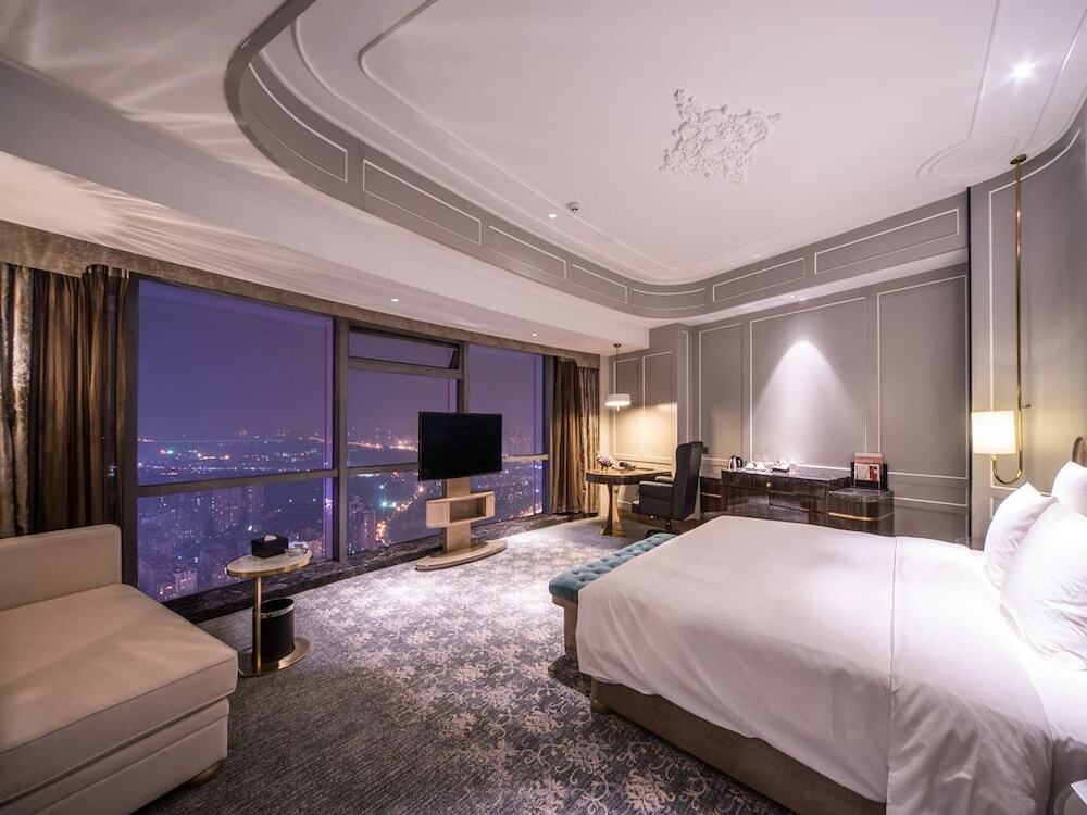 Чэнду: Longemont Hotel Chengdu （The Longemont Hotels）