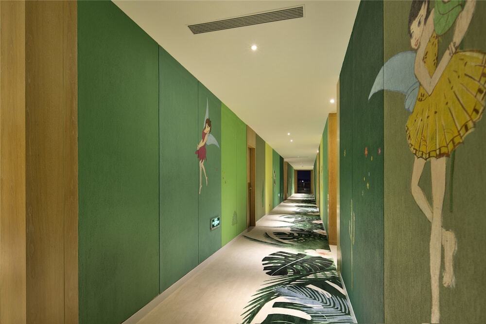 Санья: Mangrove Tree Resort World Sanya Bay -Elader Palm Tower