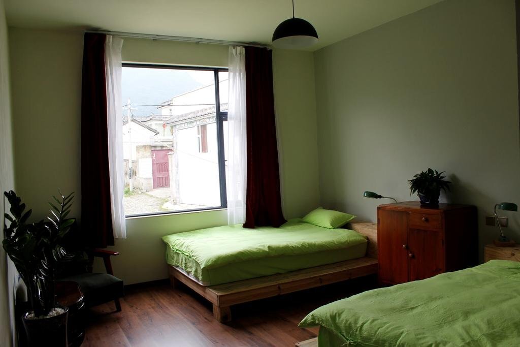 Дали: Maison Suzanne