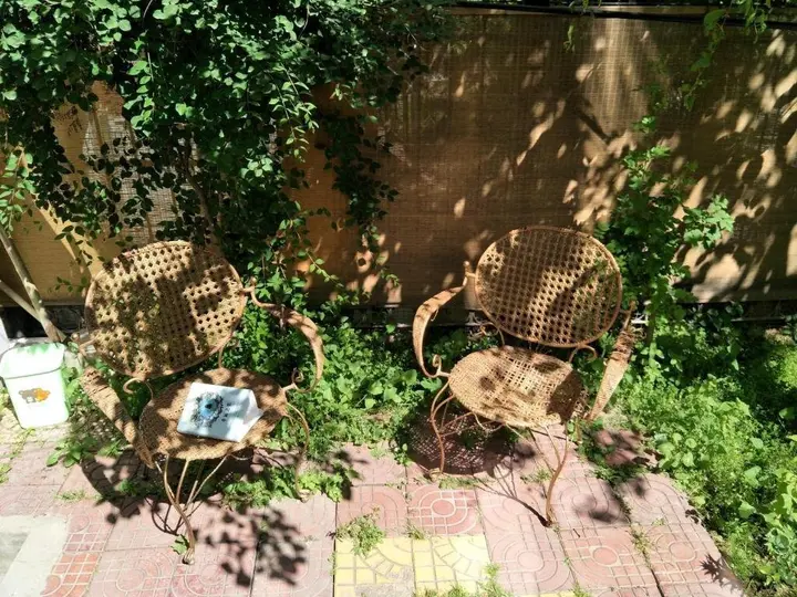 Синин: Rose Garden Theme Youth Hostel