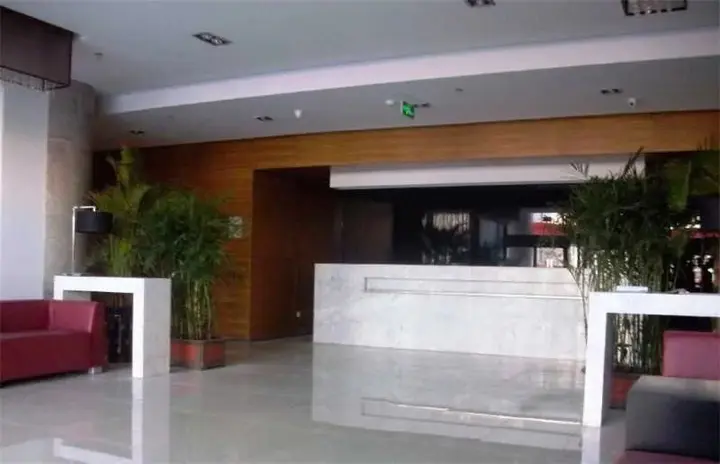 Чжэньцзян: Jinjiang Inn Zhenjiang Jingkou Xuefu Road Hotel