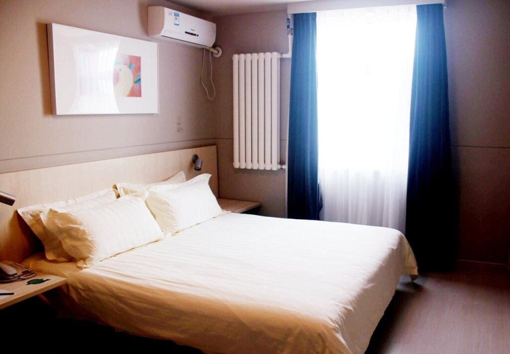 Паниин: FERONIA Hotel Liaoning Panjin Panshan County Fuqian Street