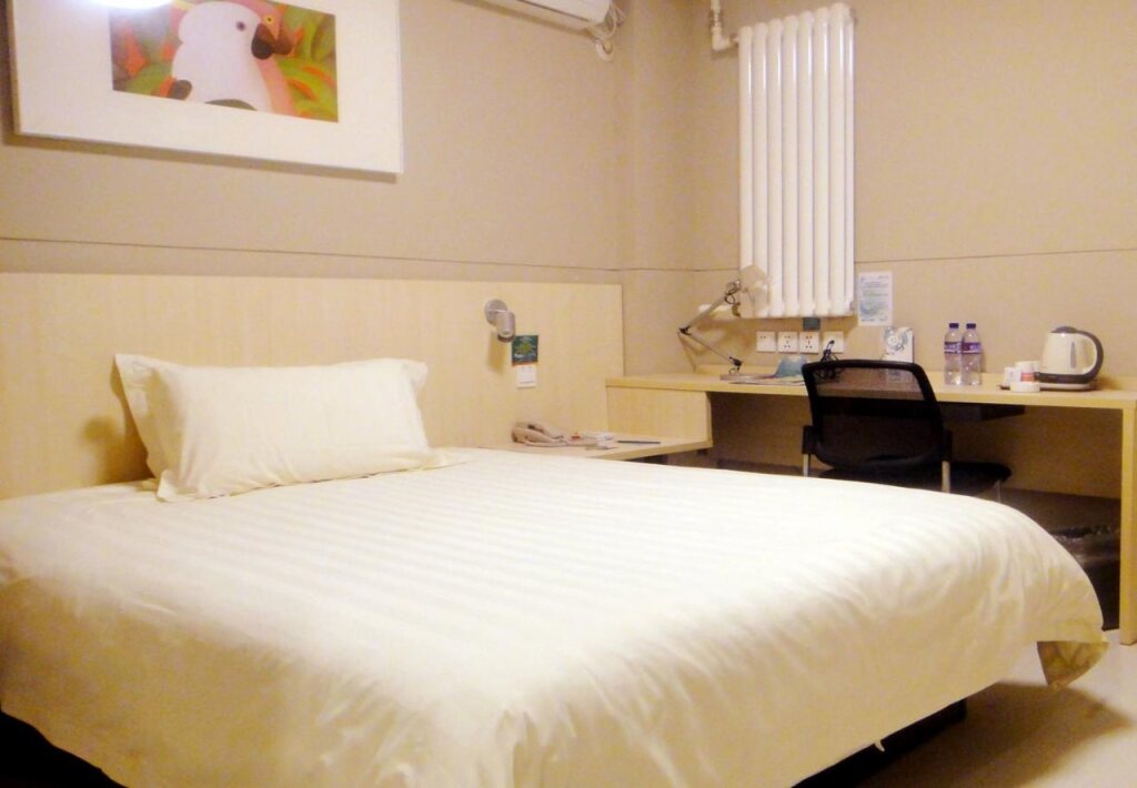 Паниин: FERONIA Hotel Liaoning Panjin Panshan County Fuqian Street