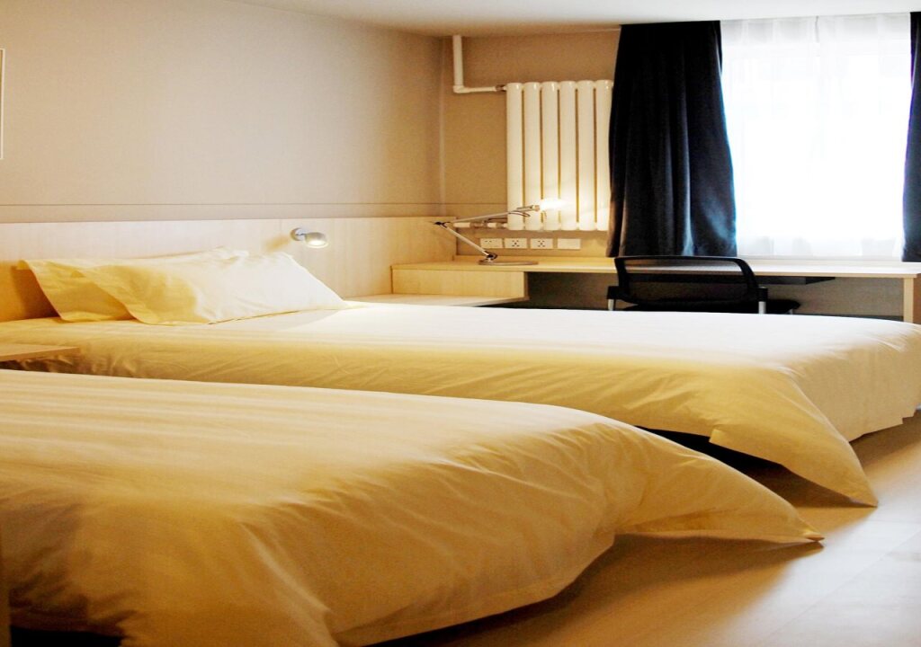 Паниин: FERONIA Hotel Liaoning Panjin Panshan County Fuqian Street