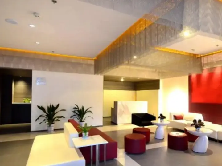 Ухань: Jinjiang Inn Select Wuhan Optics Valley Avenue Lingjie Road Institute of Communications
