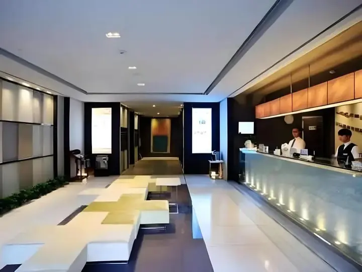 Чунцин: Jinjiang Inn Select Chongqing Railway Station Yangtze River View Branch