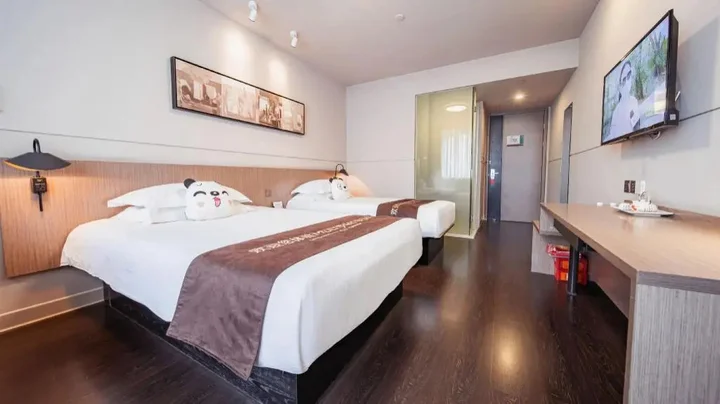 Чунцин: Jinjiang Inn Select Chongqing Railway Station Yangtze River View Branch
