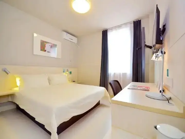 Ухань: Jinjiang Inn Wuhan Optics Valley Avenue GaoXinEr Road