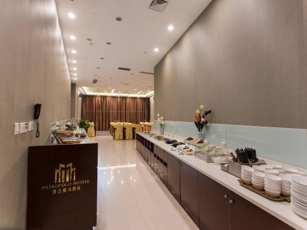 Шаоксинг: Jinjiang Metropolo Shaoxing Keqiao Wanda Plaza