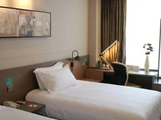 Синин: Jinjiang Inn Pinshang Xining Wusi West Road New Hualian Squire Branch