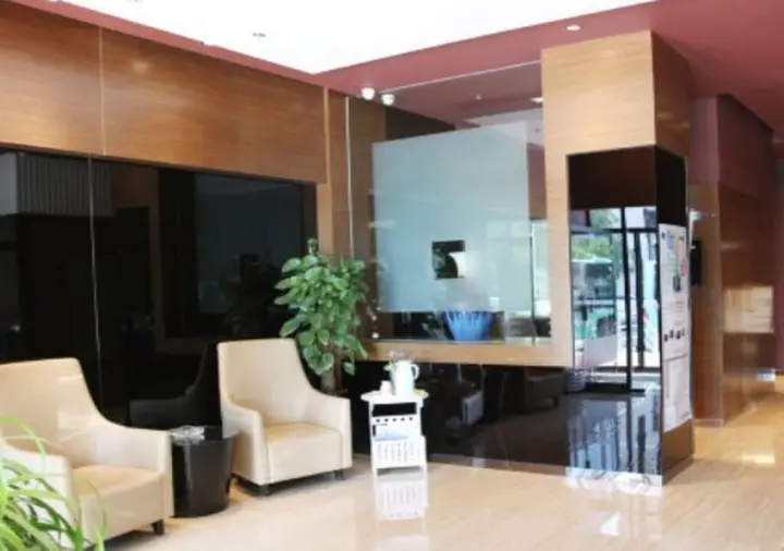 Далянь: Jinjiang Inn Select Dalian Youhao Square