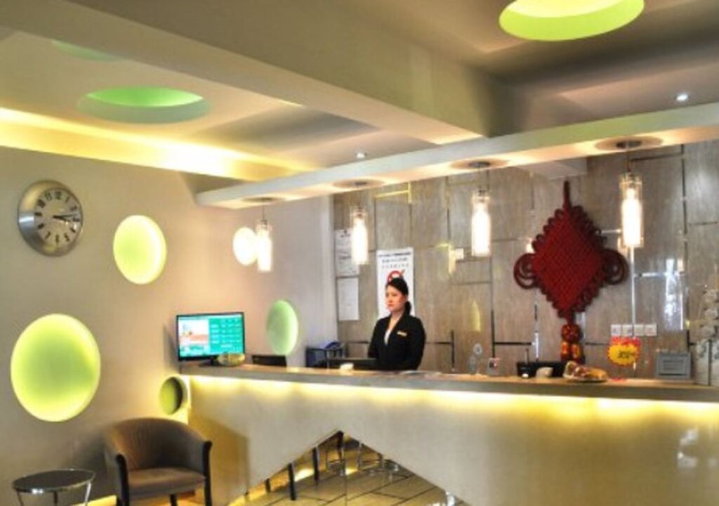 Харбин: Jinjiang Inn Select Harbin Qiulin Yida Yiyuan