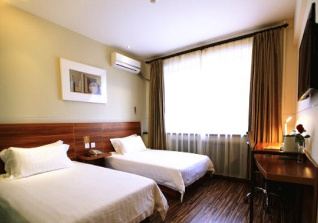 Харбин: Jinjiang Inn Select Harbin Qiulin Yida Yiyuan