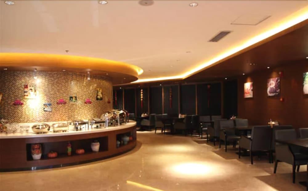 Таншань: Tangshan Jinjiang Magnotel