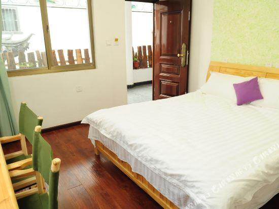 Дали: Dali Free Bird Hostel