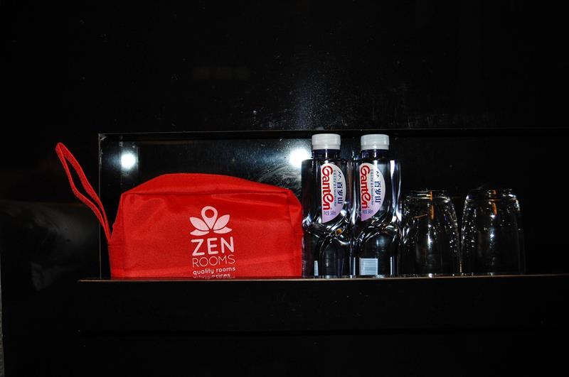 Гонконг: ZEN Rooms Lee Garden Road
