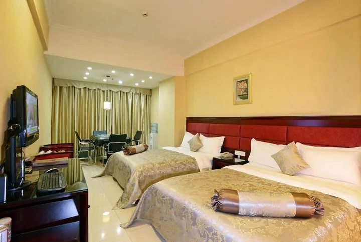 Гуанчжоу: Hejing Hotel