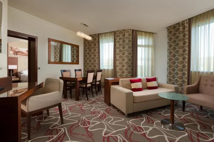 Москва: Sheraton Skypoint Luxe