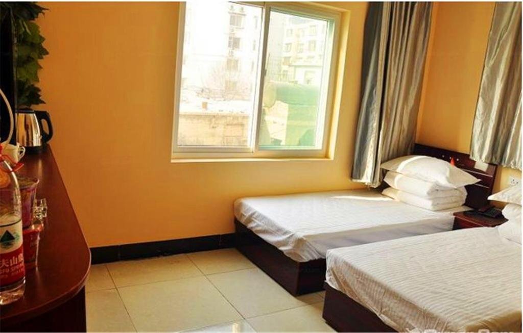 Тайюань: Taiyuan Yingjia Express Inn