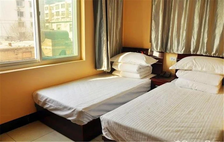 Тайюань: Taiyuan Yingjia Express Inn