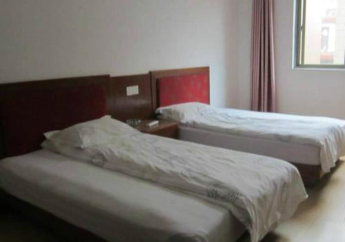 Баоцзи: Joyful Star Hotel Pudong Airpot chenyang