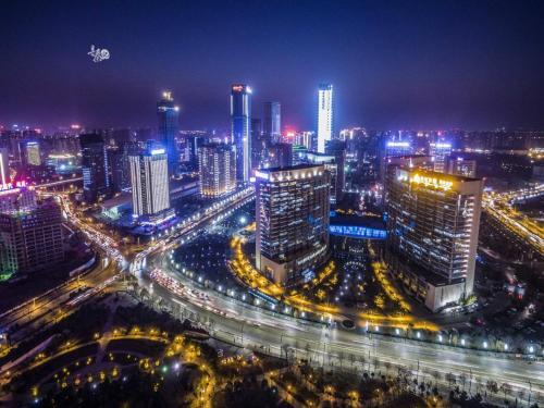 Баоцзи: Joyful Star Hotel Pudong Airpot chenyang