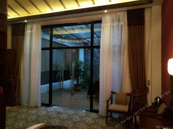 Баоцзи: Baoji Yandi Inn