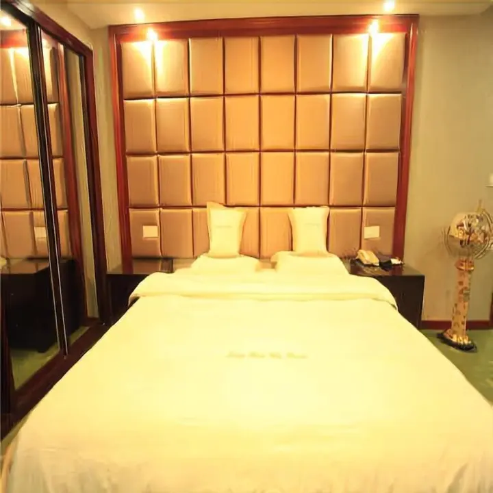 Шанграо: Wuyuan Qinghuawu International Hotel