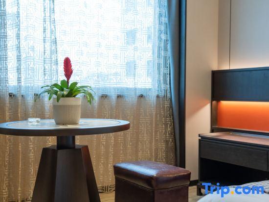 Шанграо: Wuyuan Qinghuawu International Hotel