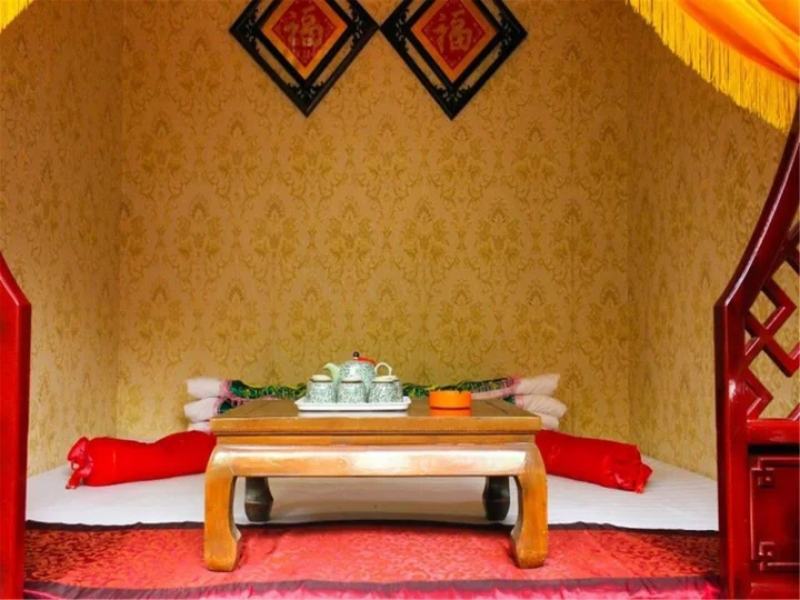 Цзиньчжун: Pingyao Zigeju Inn