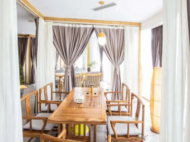 Ибинь: Kai Erdun Haoting Hotel