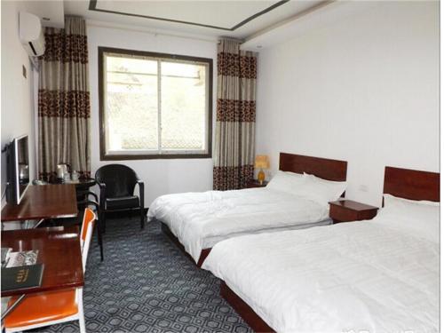 Лучжоу: Hejiang Holiday Inn