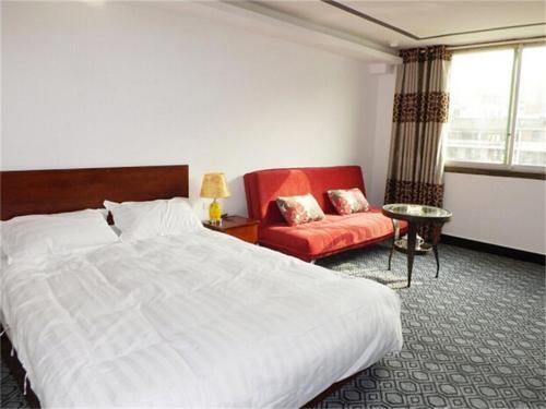 Лучжоу: Hejiang Holiday Inn