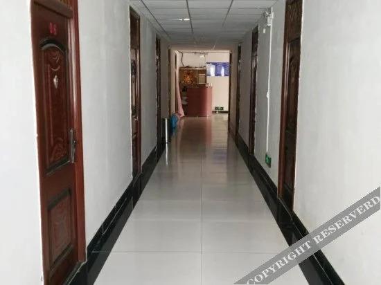 Вэйнань: Weinan Hongxiangrui Hotel